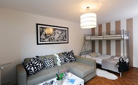 Apartment Trnovo Center